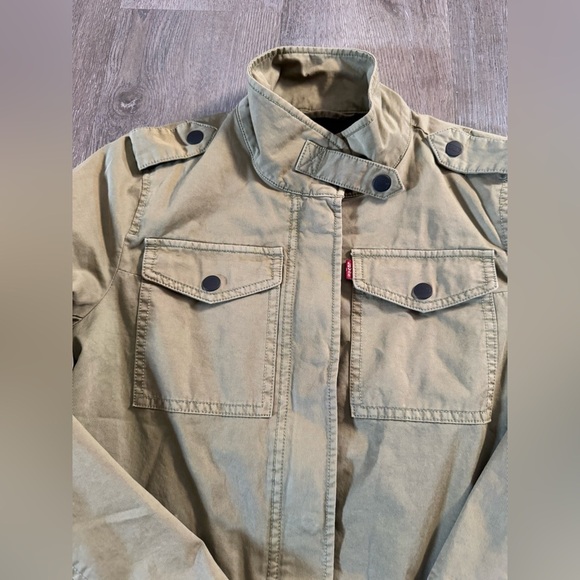 Levi’s Jacket - Picture 3 of 7